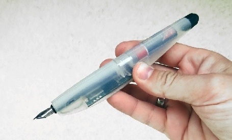 Stylo plume révolutionnaire