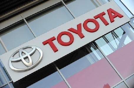 Toyota rappelle 6.5 millions de véhicules pour un lève-vitre défectueux