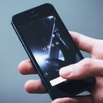 Uber va payer une redevance minimale de 7,6 euros à ses chauffeurs en France