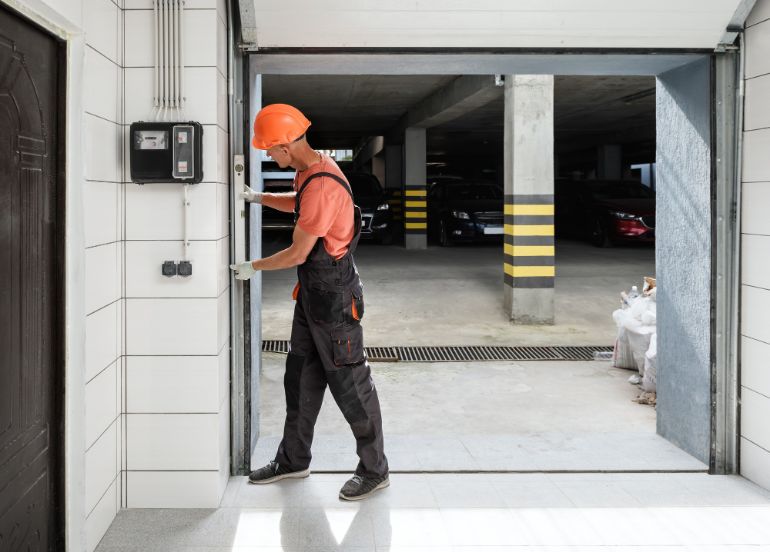 Appeler le service client de Réparation d’Ascenseurs : Garantir la Mobilité Verticale en Toute Sécurité