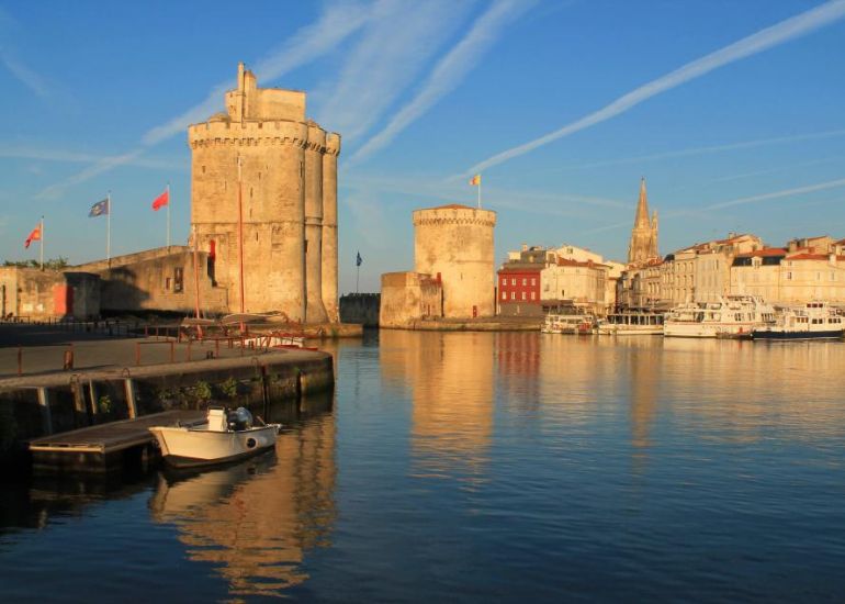 Télephone information entreprise La Rochelle : Un Voyage au Cœur de l'Histoire Maritime